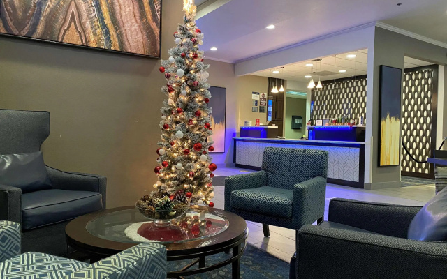photo 2 of Best Western Plus Kansas City Airport-KCI East