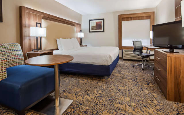photo 4 of Best Western Plus Kansas City Airport-KCI East