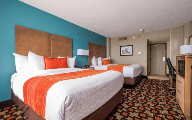 photo 4 of Radisson Hotel St. Paul Downtown