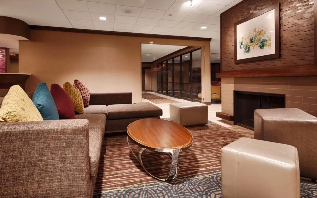 photo 2 of Kingston Regency Inn