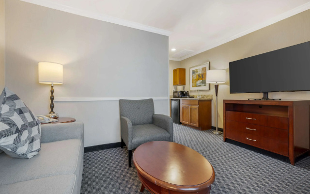 photo 5 of Best Western Plus Marina Shores Hotel