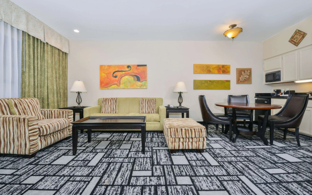 photo 5 of Best Western Plus Meridian Inn & Suites, Anaheim-Orange