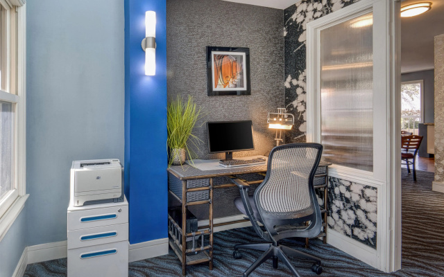 photo 4 of SureStay Plus Hotel by Best Western Mountain View