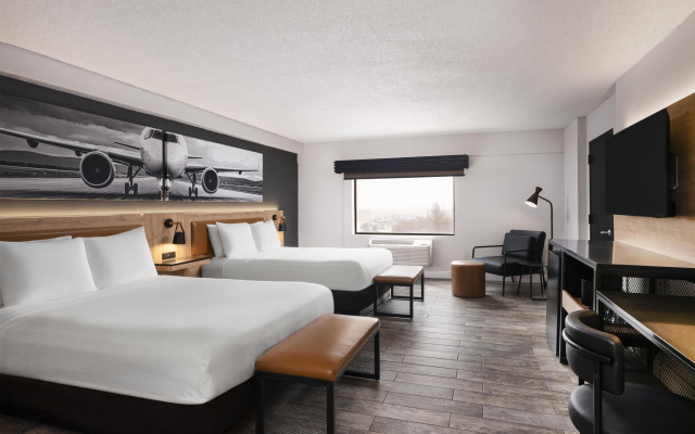 photo 4 of Aiden by Best Western Newark Airport