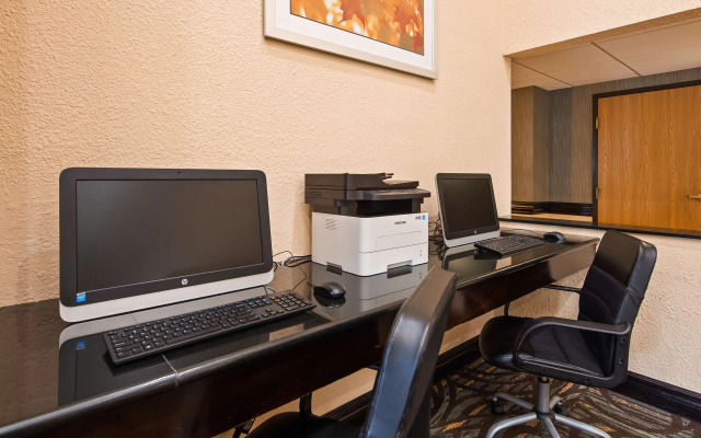photo 4 of Best Western Plus Newark/Christiana Inn