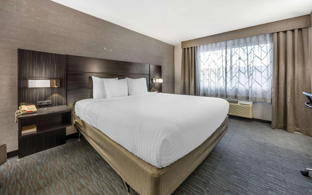 photo 4 of Best Western Plus North Las Vegas Inn & Suites