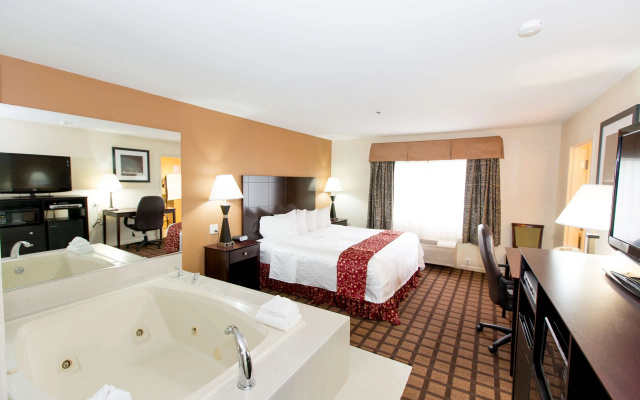 photo 3 of Best Western Plus Oakbrook Inn