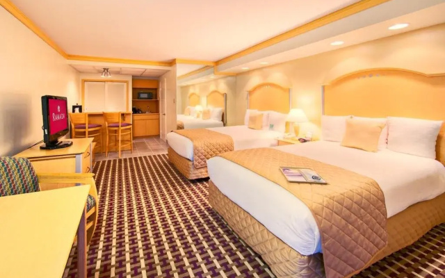 photo 3 of Ramada By Wyndham Fort Lauderdale Oakland Park