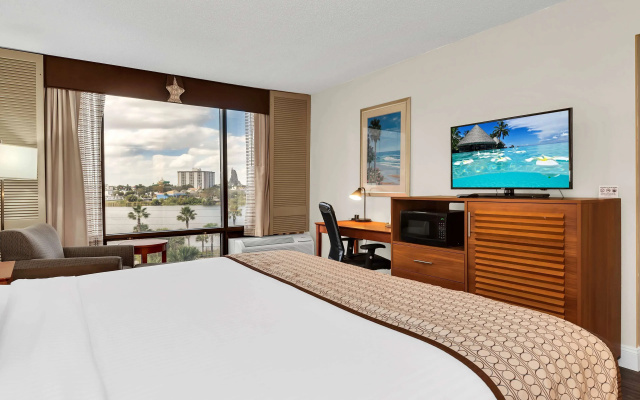 photo 4 of Best Western Orlando Gateway Hotel