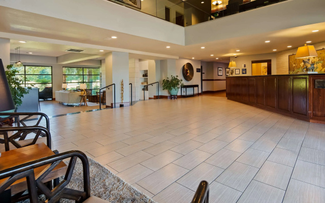 photo 2 of Best Western Plus Plaza by the Green