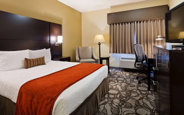 photo 5 of Best Western Plus Plaza by the Green