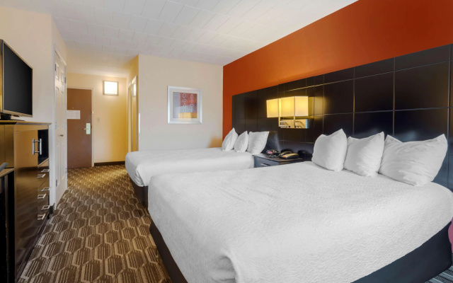 photo 4 of Best Western Plus Poconos Hotel