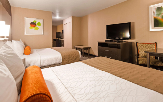 photo 4 of Best Western Plus Rama Inn & Suites
