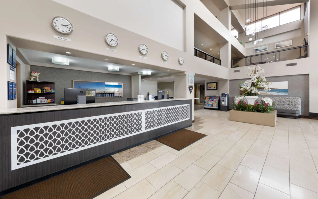 photo 2 of Best Western Plus Redondo Beach Inn