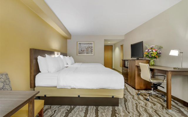 photo 4 of Best Western Plus River Escape Inn & Suites