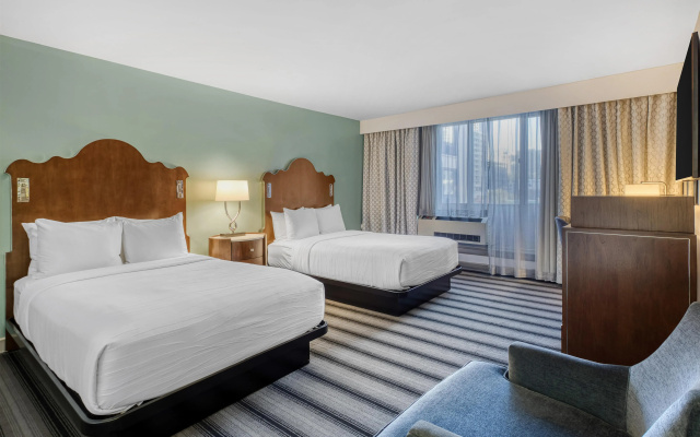photo 3 of Best Western River North Hotel