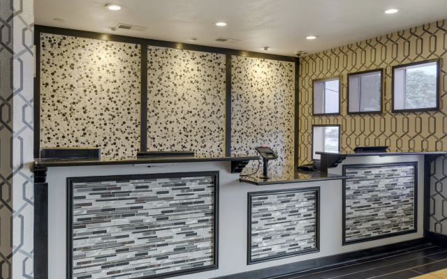 photo 2 of Best Western Plus Rockwall Inn & Suites