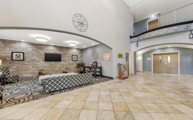 photo 2 of Best Western Plus Sand Bass Inn & Suites