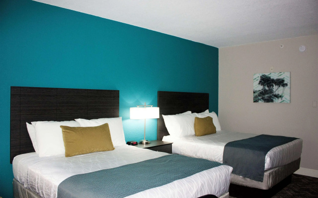photo 4 of Best Western Plus Sebastian Hotel & Suites