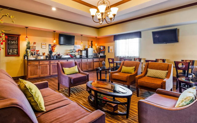 photo 2 of Best Western Plus Seminole Hotel & Suites