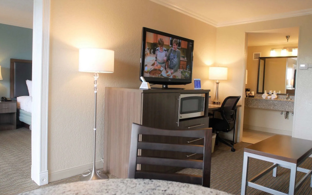 photo 3 of Spark by Hilton Sarasota Siesta Key Gateway