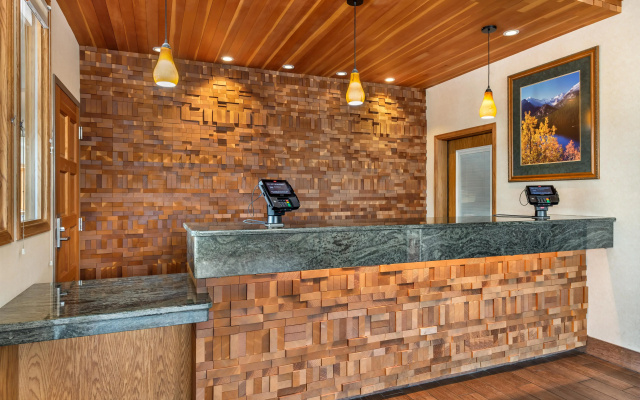 photo 2 of Best Western Plus Silver Saddle Inn