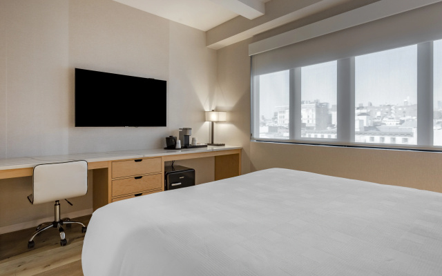 photo 3 of Best Western Plus Soho Hotel
