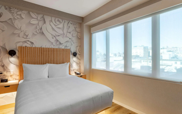 photo 5 of Best Western Plus Soho Hotel