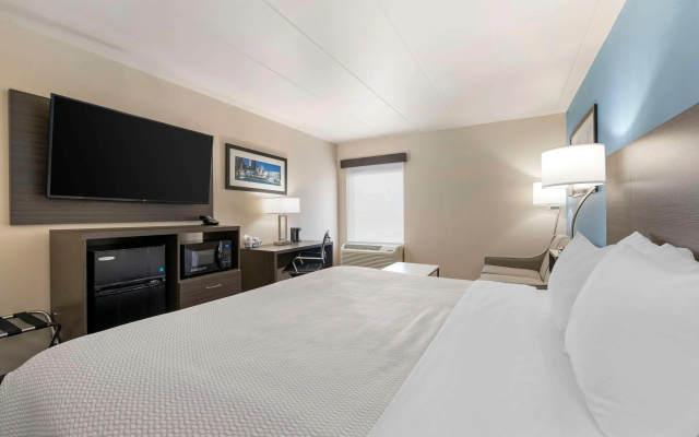 photo 3 of Best Western Plus South Holland/Chicago Southland
