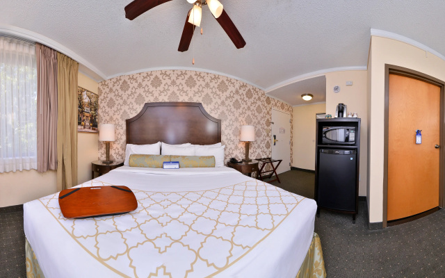 photo 4 of St. Charles Inn