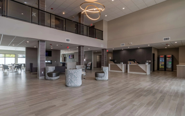 photo 2 of Best Western Plus Tacoma Hotel