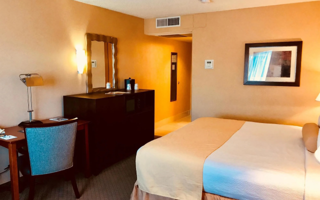 photo 4 of Best Western Plus Tempe by the Mall