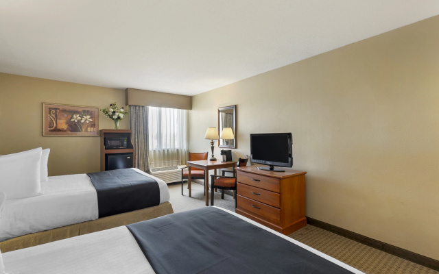 photo 3 of Best Western Plus The Charles Hotel