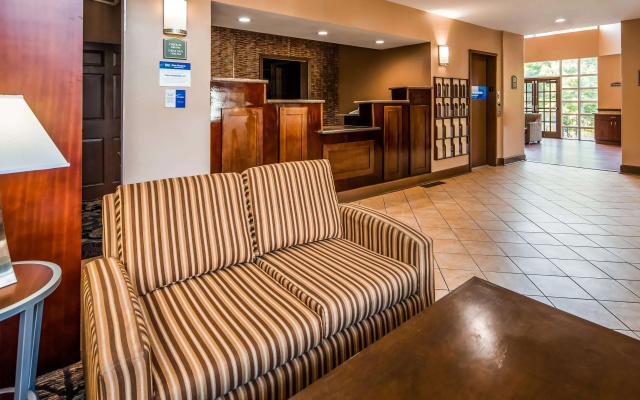 photo 2 of Best Western Plus The Inn & Suites At The Falls
