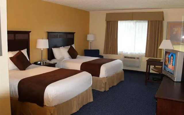 photo 4 of The Avenue Hotel