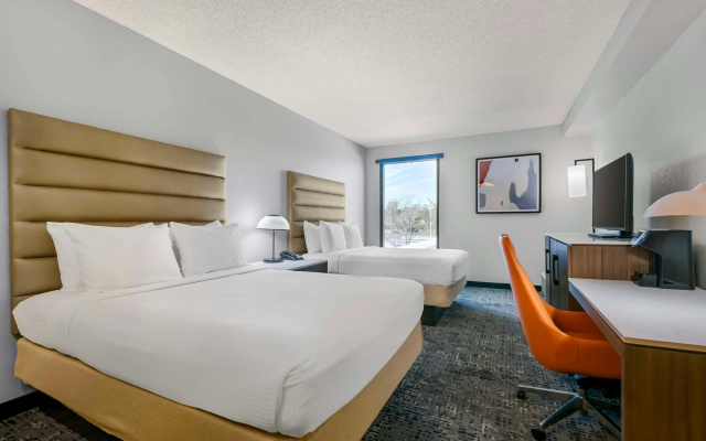 photo 5 of Best Western Plus Universal Inn