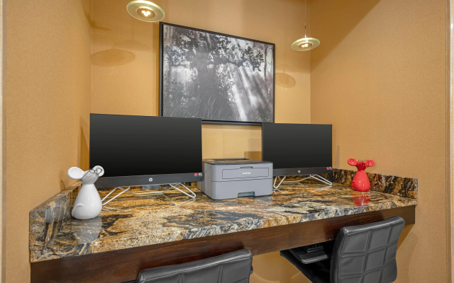 photo 4 of Best Western Plus Whitewater Inn