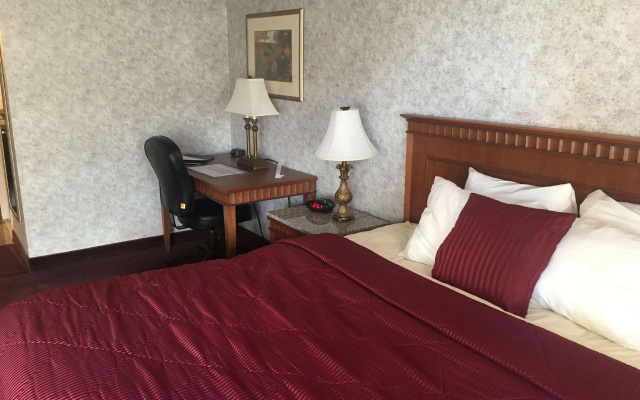photo 3 of Best Western Plus Portsmouth Hotel & Suites