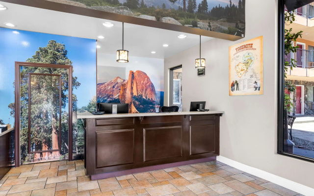 photo 2 of Best Western Plus Yosemite Way Station Motel