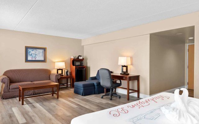 photo 3 of Best Western Potomac Mills