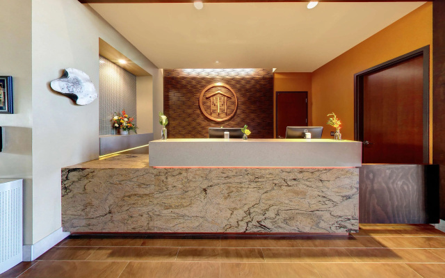 photo 2 of Best Western Premier Boulder Falls Inn