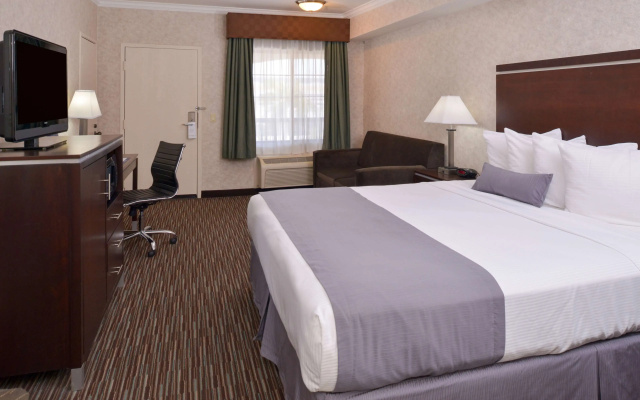 photo 3 of Best Western Redondo Beach Galleria Hotel - Beach City LA