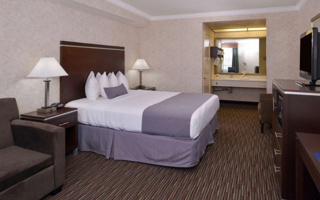 photo 5 of Best Western Redondo Beach Galleria Hotel - Beach City LA
