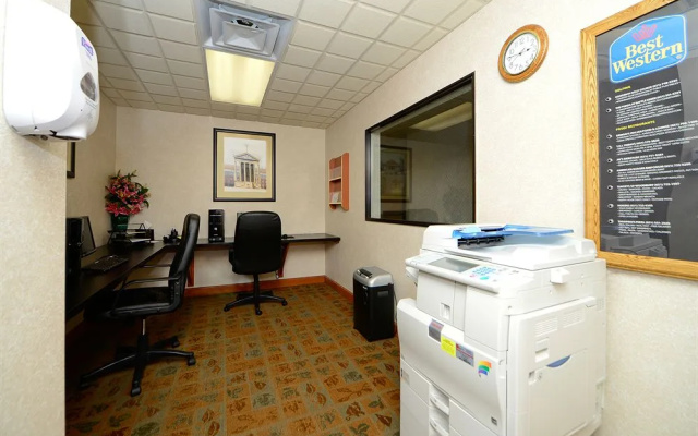 photo 4 of Best Western Regency Plaza Hotel - St. Paul East