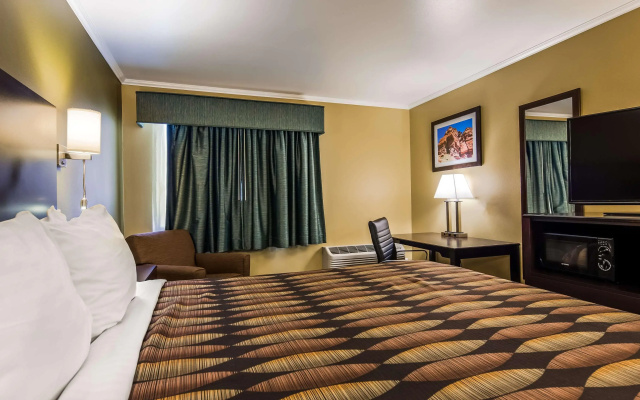 photo 4 of Best Western Richfield Inn