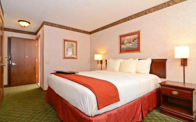 photo 4 of Best Western Riverside Inn