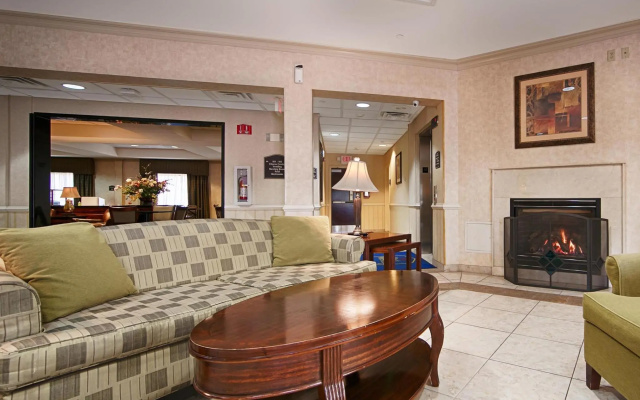 photo 2 of Spark by Hilton Rahway