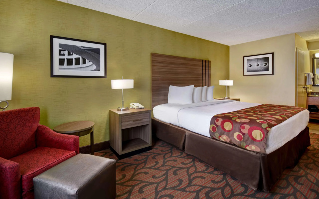 photo 4 of Best Western Rochester Marketplace Inn