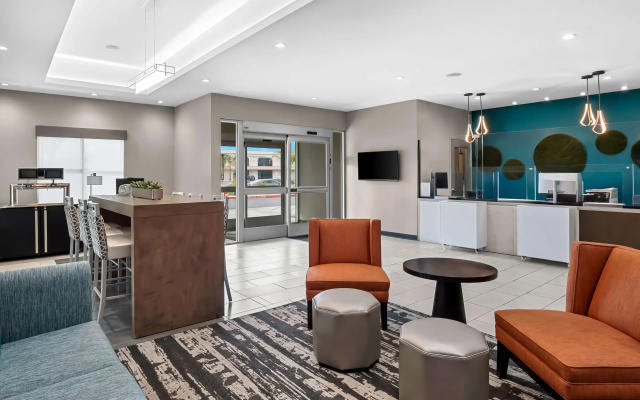 photo 2 of Best Western San Bernardino Hotel