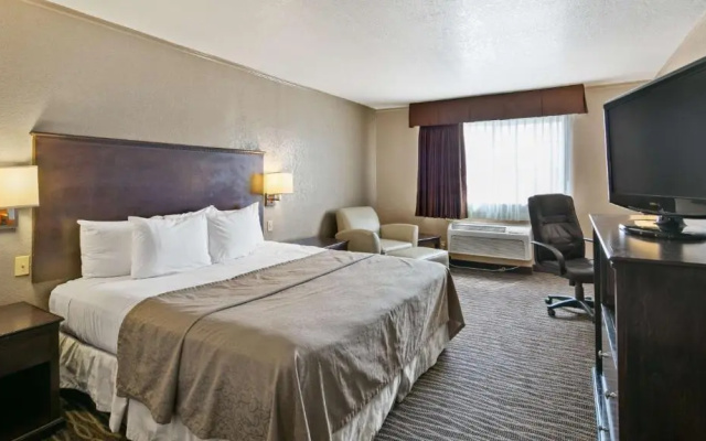 photo 2 of Best Western San Marcos